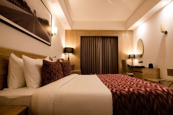 Lemon Tree Premier, City Center, Gurugram